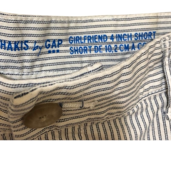 Gap | Striped Girlfriend 4 Inch Shorts - Picture 3 of 3